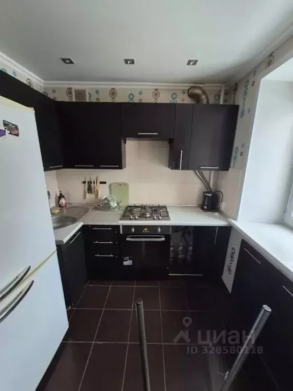 1-к кв. Татарстан, Казань ул. Александра Попова, 11 (32.0 м) - Фото 2