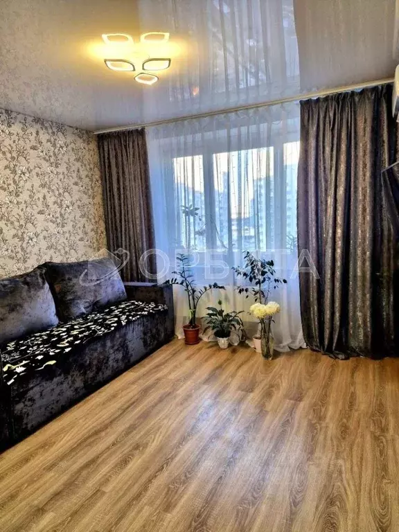 1-к кв. Тюменская область, Тюмень ул. Александра Митинского, 3к1 (40.8 ... - Фото 1