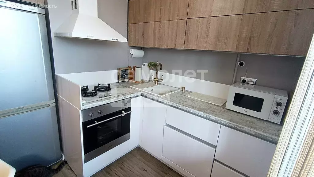 2-комнатная квартира: Мирное, Рабочая улица, 28 (43.7 м) - Фото 0