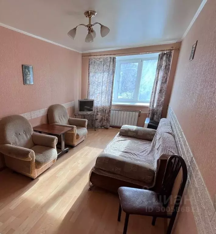 2-к кв. Омская область, Омск наб. Иртышская, 37 (46.0 м) - Фото 1