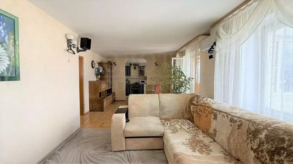 3-к кв. Белгородская область, Белгород ул. Конева, 7 (88.0 м) - Фото 2