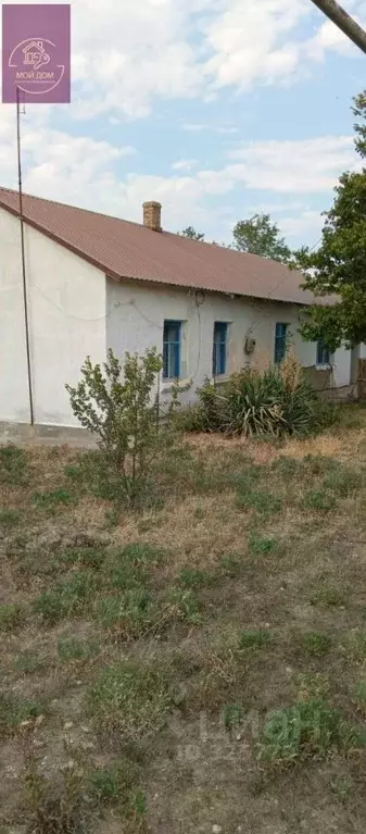 Дом в Крым, Черноморский район, Далековское с/пос, с. Зоряное ул. ... - Фото 1