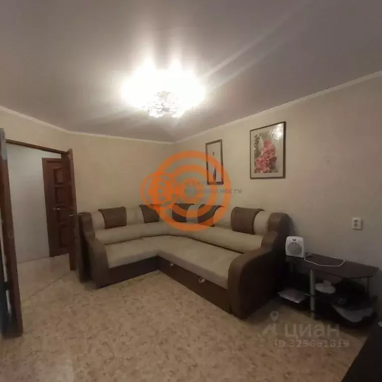 2-к кв. Тюменская область, Тюмень ул. 50 лет ВЛКСМ, 79 (43.9 м) - Фото 0