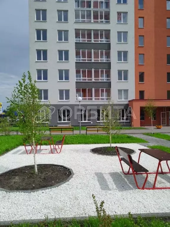 1-к кв. Тюменская область, Тюмень ул. Ветеранов Труда, 9А (35.0 м) - Фото 1