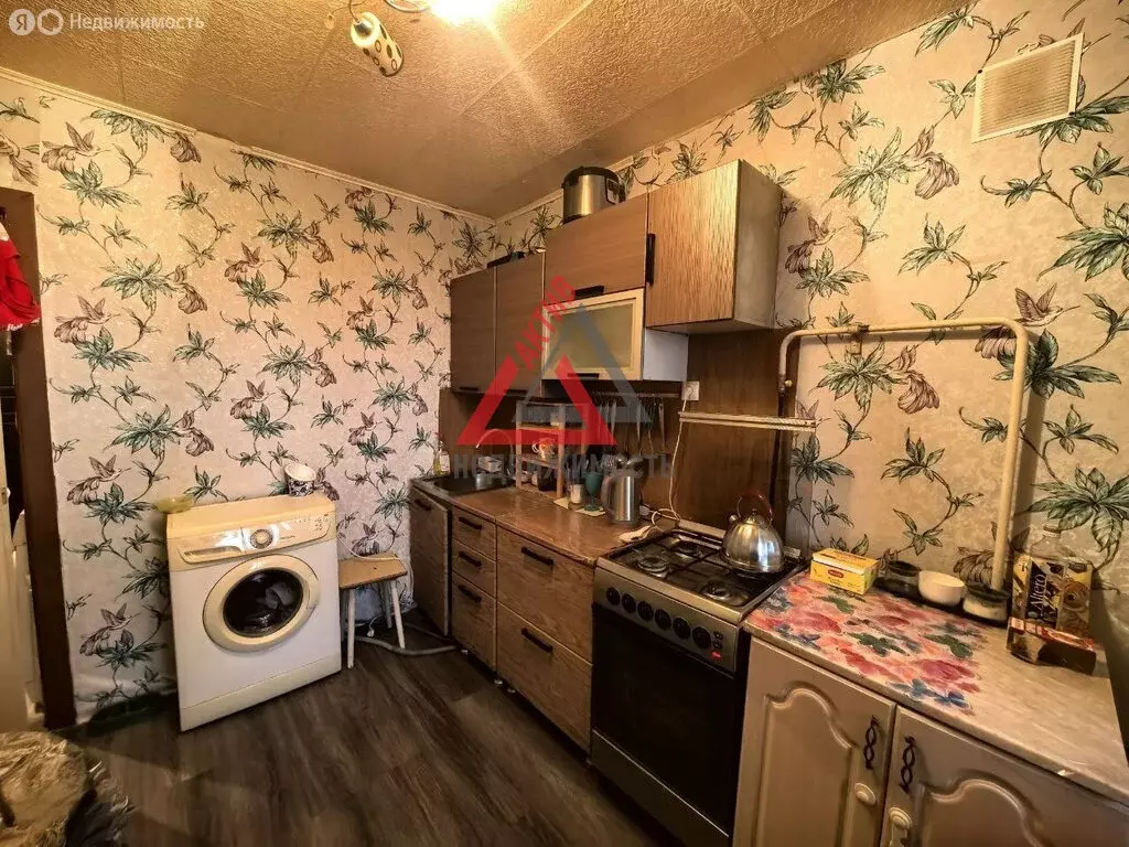 1-комнатная квартира: Каменск-Уральский, 2-й Рабочий посёлок, Средний ... - Фото 1