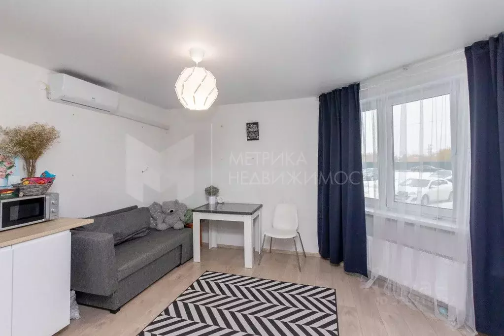 1-к кв. Тюменская область, Тюмень Ставропольская ул., 160 (40.0 м) - Фото 0