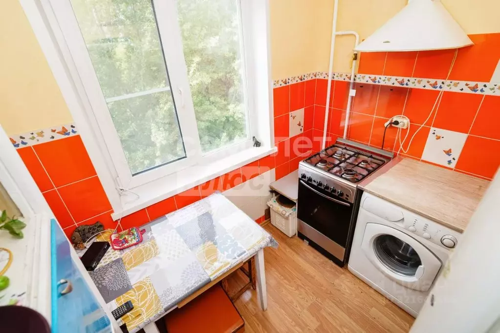 3-к кв. Омская область, Омск ул. Ватутина, 13Б (58.7 м) - Фото 1