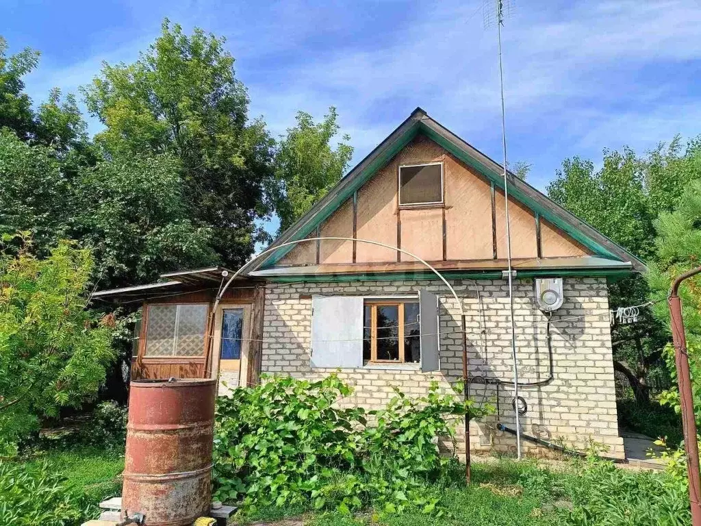 Дом в Самарская область, Безенчукский район, с. Васильевка Вокзальная ... - Фото 0