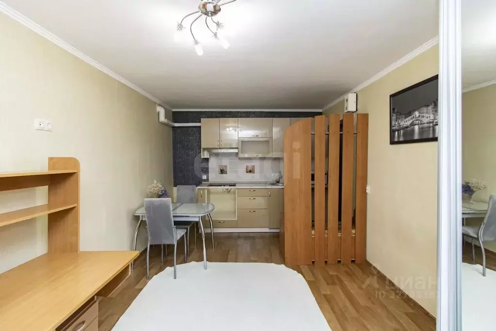 Комната Тюменская область, Тюмень ул. Котовского, 13 (16.1 м) - Фото 1