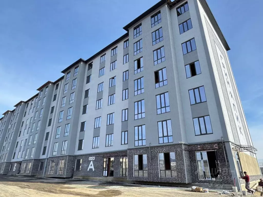 1-к кв. Кабардино-Балкария, Нальчик ул. Солнечная, 8к1 (42.0 м) - Фото 0