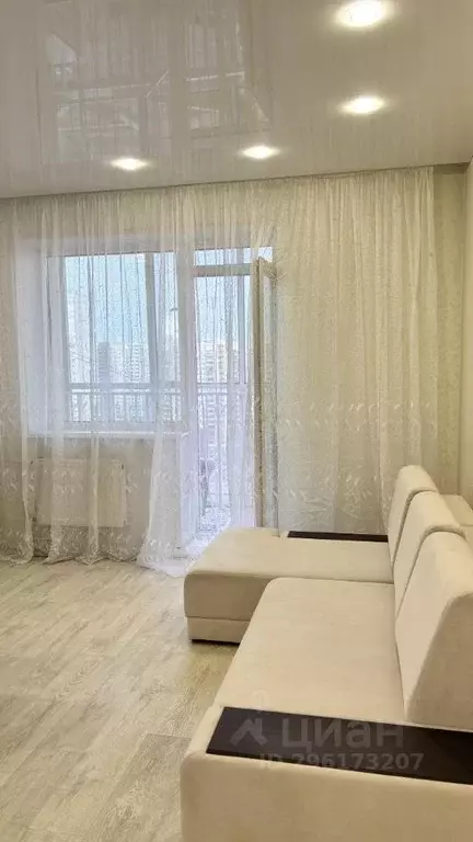 Студия Челябинская область, Челябинск ул. Братьев Кашириных, 131б ... - Фото 1