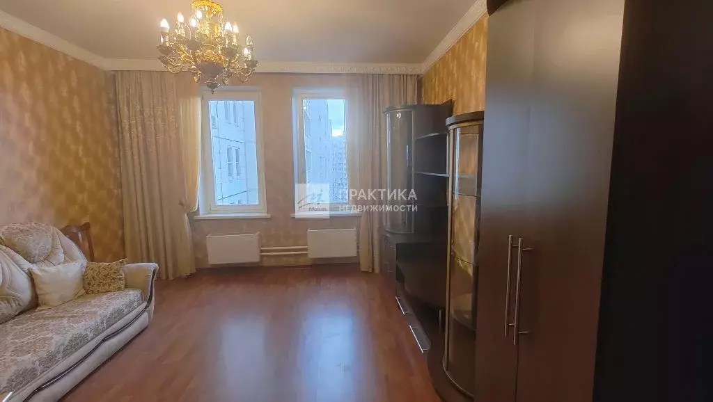 Продается 2-комнатная квартира - Фото 1