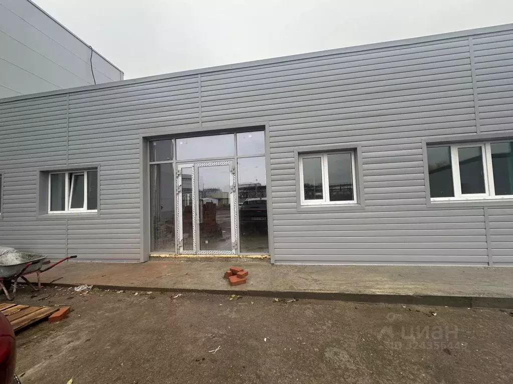 Помещение свободного назначения в Татарстан, Казань ул. Родины, 43 ... - Фото 1