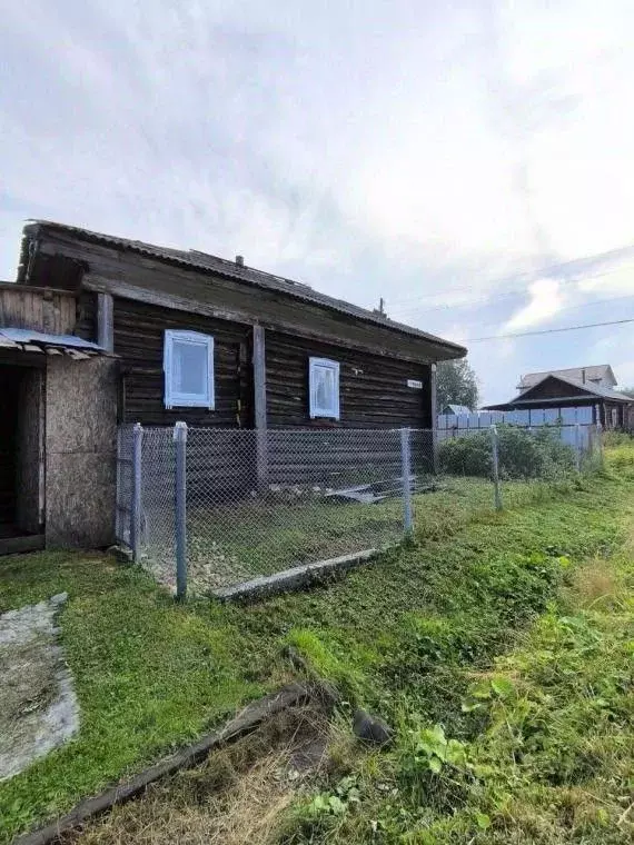 Дом в Пермский край, Усолье Усольский район, ул. Пушкина, 16 (31 м) - Фото 0