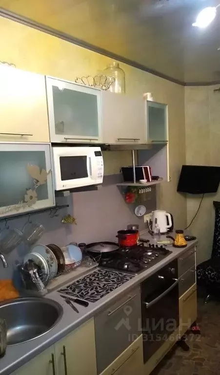 3-к кв. Волгоградская область, Волгоград ул. 8-й Воздушной Армии, 40 ... - Фото 1