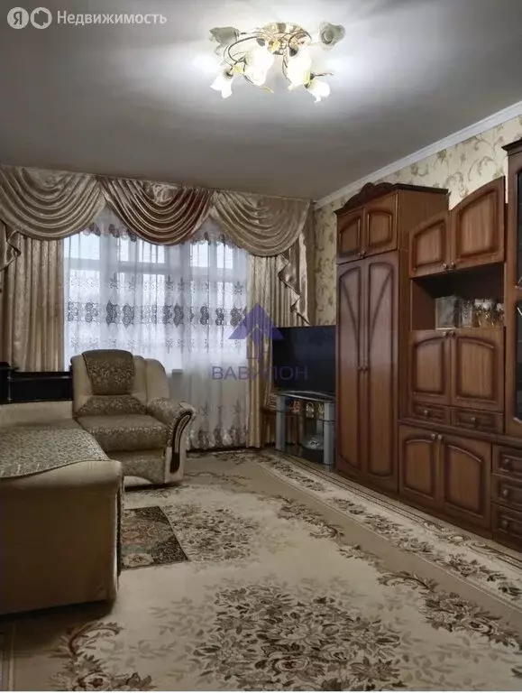 4-комнатная квартира: Волгодонск, улица Максима Горького, 171 (78.8 м) - Фото 0