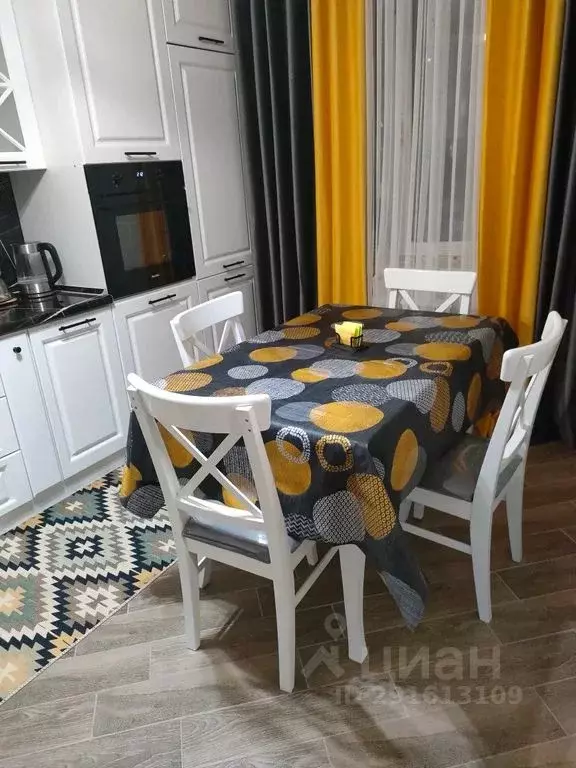 4-к кв. Дагестан, Каспийск ул. Каспийская, 4Г (105.0 м) - Фото 1