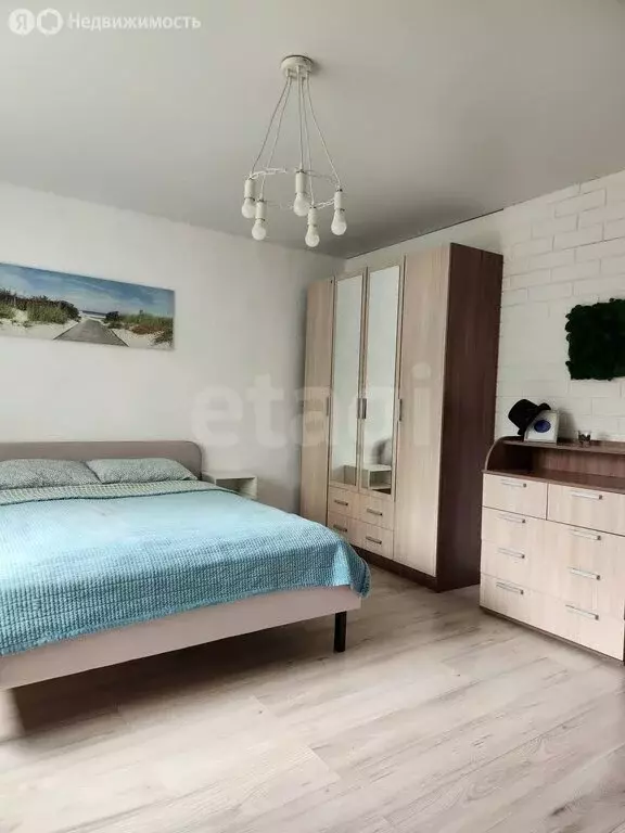 1-комнатная квартира: Калининград, проспект Калинина, 11 (35 м) - Фото 1
