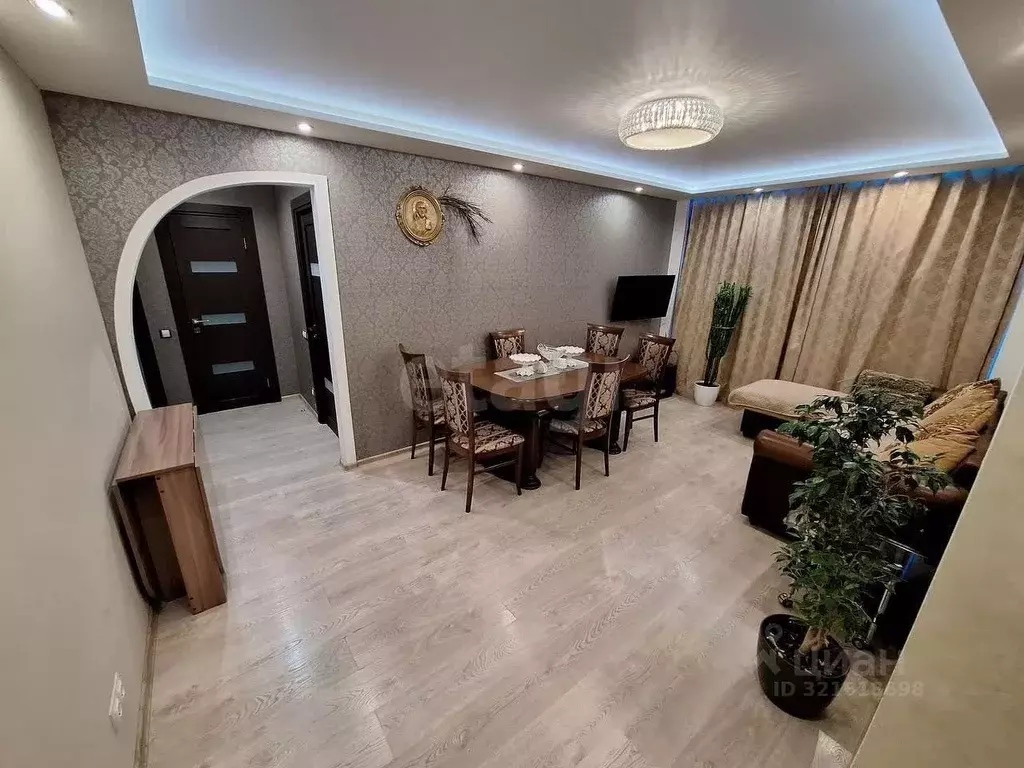 3-к кв. Нижегородская область, Нижний Новгород Витебская ул., 9 (69.0 ... - Фото 1