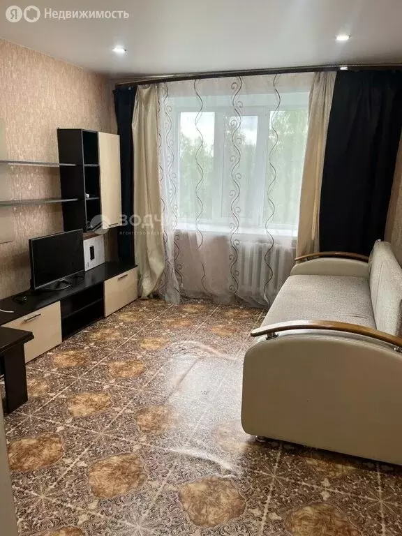 1к в 4-комнатной квартире (18 м) - Фото 1
