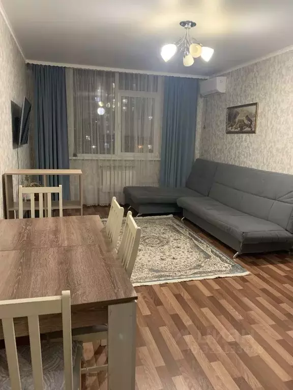 2-к кв. Оренбургская область, Оренбург Уральская ул., 2/13 (48.2 м) - Фото 1