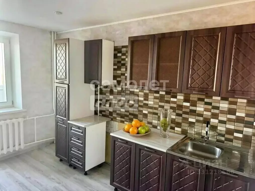 3-к кв. Башкортостан, Салават ул. Бекетова, 18 (79.7 м) - Фото 1