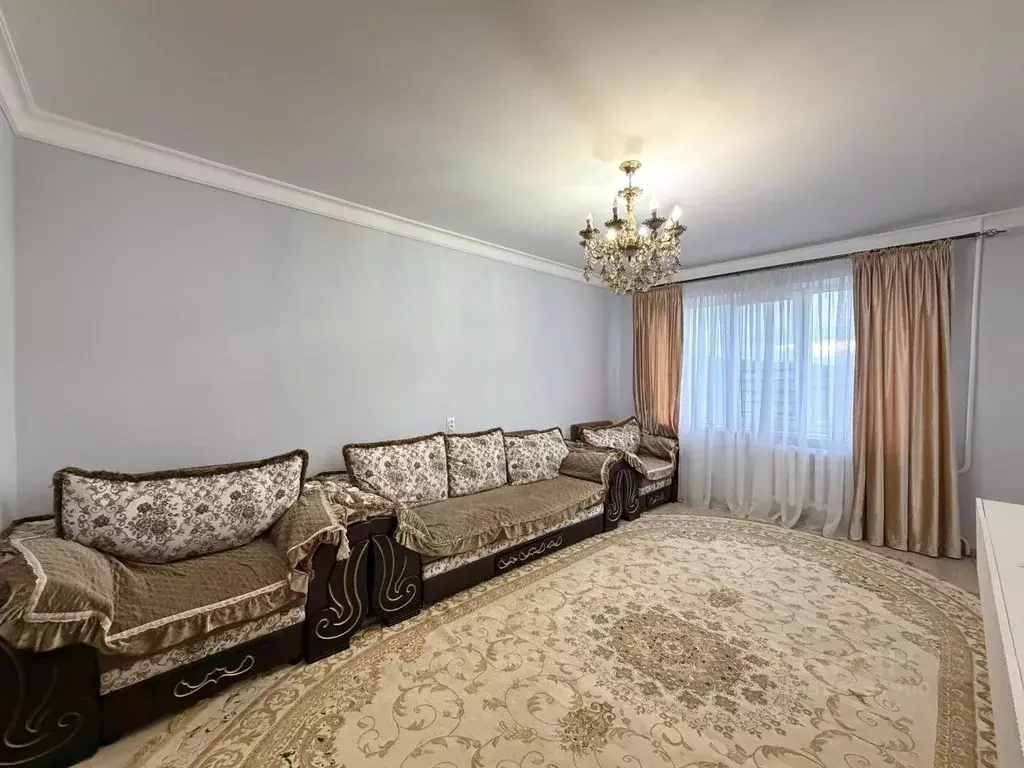 3-к кв. Кабардино-Балкария, Нальчик ул. Тарчокова (78.0 м) - Фото 1