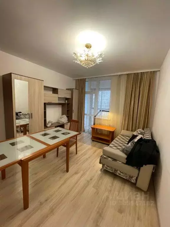 1-к кв. Свердловская область, Екатеринбург ул. Цвиллинга, 8 (40.0 м) - Фото 1