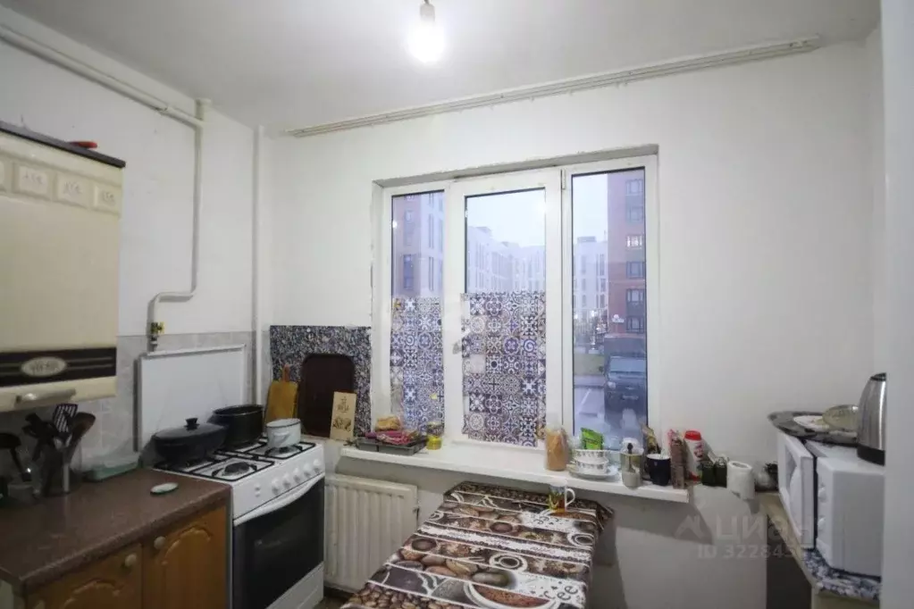 3-к кв. Ямало-Ненецкий АО, Новый Уренгой Юбилейная ул., 8 (64.0 м) - Фото 2