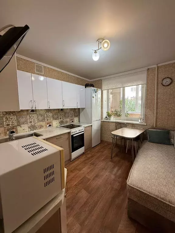 1-к. квартира, 37 м, 1/5 эт. - Фото 0