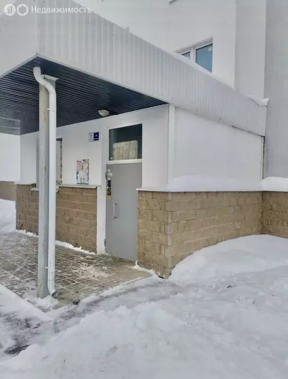 3-комнатная квартира: Уфа, улица Гази Загитова, 11 (64 м) - Фото 2