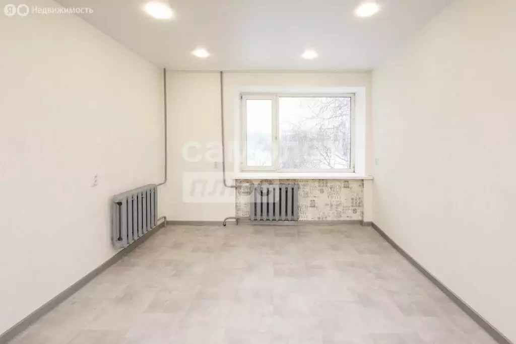 1к в 8-комнатной квартире (18 м) - Фото 1