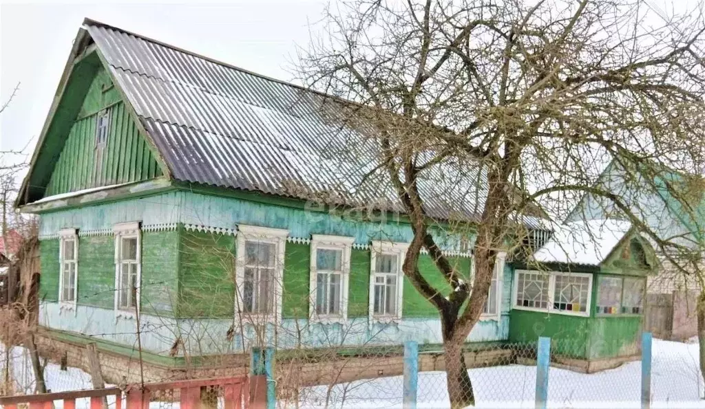 Дом в Брянская область, Жуковка Крупской пер. (60 м) - Фото 0