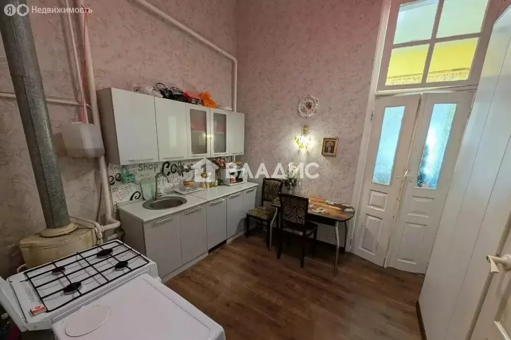 1-комнатная квартира: Ейск, улица Коммунаров, 8 (28.3 м) - Фото 1
