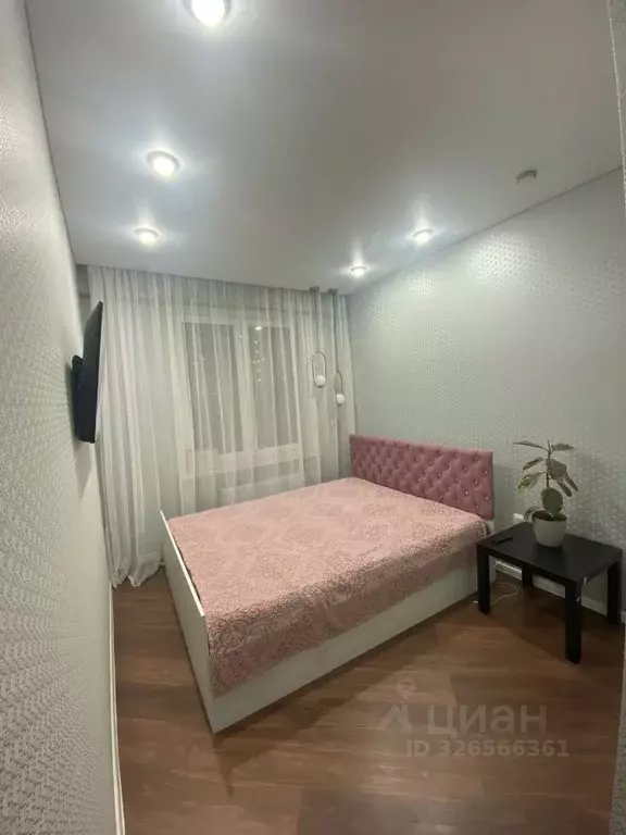 3-к кв. Татарстан, Набережные Челны ул. 2-я Береговая, 33 (65.0 м) - Фото 1