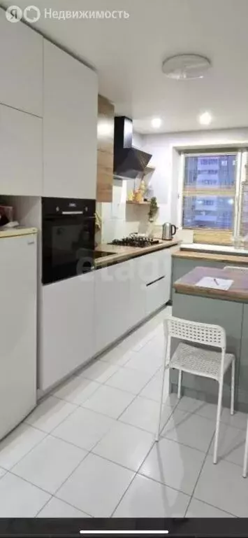 4-комнатная квартира: Якутск, улица Свердлова, 2/2 (71.4 м) - Фото 1