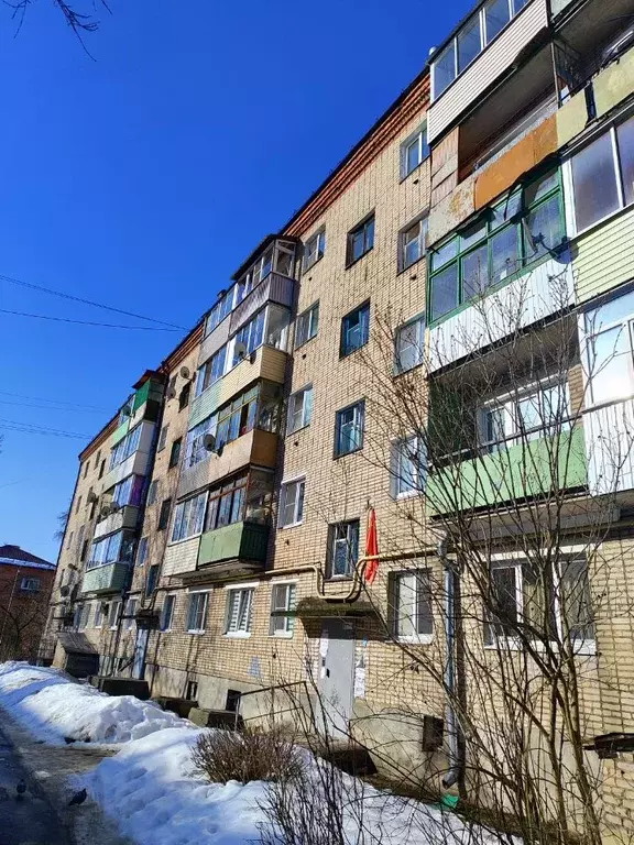 3-к кв. Смоленская область, Вязьма ул. Маяковского, 2 (57.0 м) - Фото 1