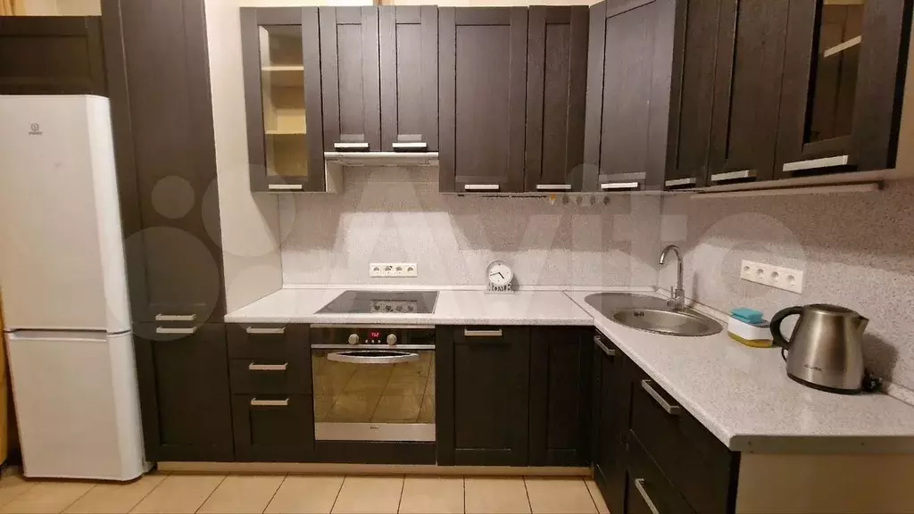 1-к. квартира, 40 м, 4/9 эт. - Фото 0