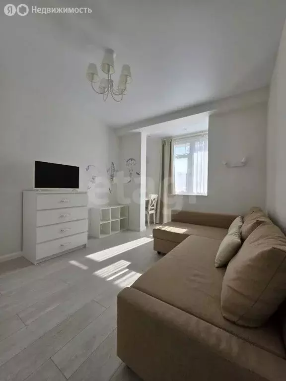 1-комнатная квартира: Севастополь, улица Челнокова, 17к1 (40 м) - Фото 0