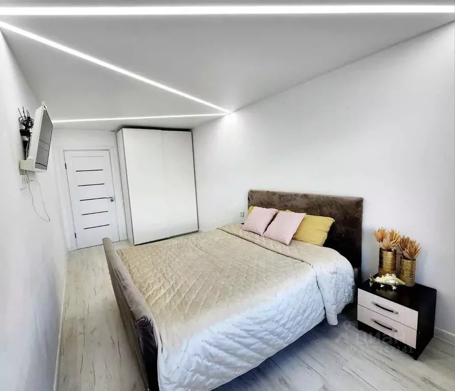 2-к кв. Саха (Якутия), Якутск ул. Дзержинского, 9 (50.0 м) - Фото 2