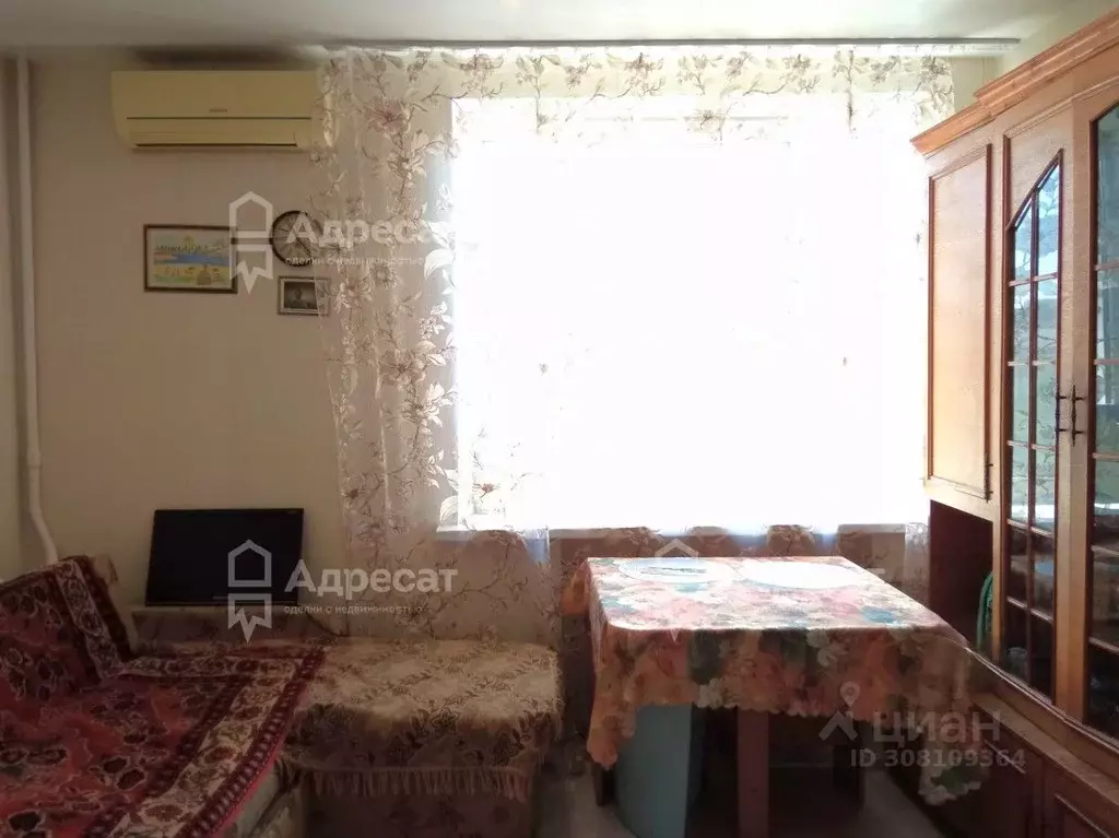 Комната Волгоградская область, Волгоград Ополченская ул., 9 (13.8 м) - Фото 1