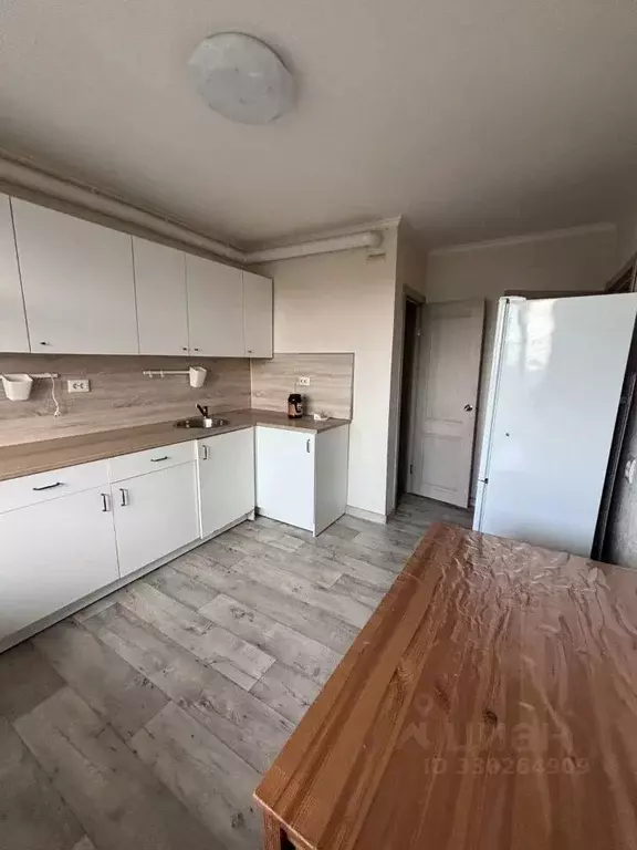 3-к кв. Чувашия, Канаш ул. Тельмана, 13 (68.2 м) - Фото 1