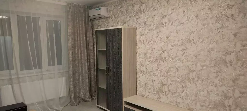 2-к кв. Белгородская область, Старый Оскол Степной мкр, 32 (65.0 м) - Фото 1