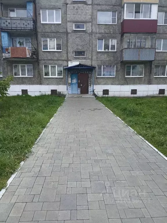 Комната Кемеровская область, Междуреченск ул. Лукиянова, 2 (17.0 м) - Фото 0