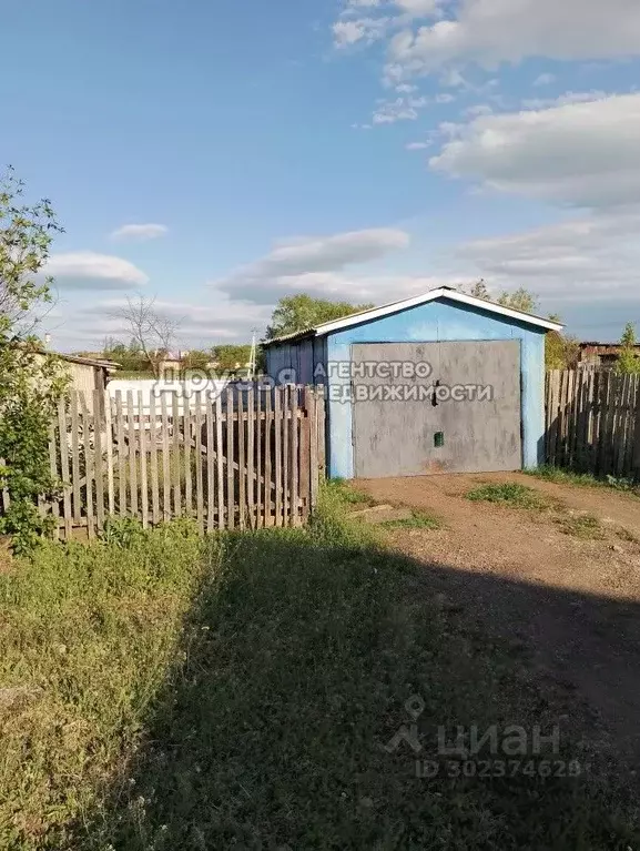 Дом в Башкортостан, Стерлитамакский район, с. Наумовка ул. 70 лет ... - Фото 1