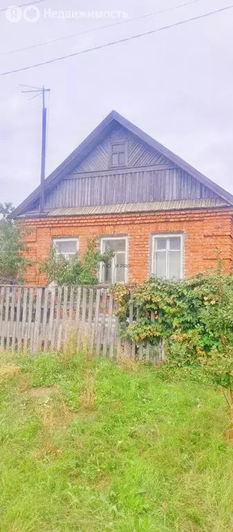 Дом в Энгельс, посёлок Новое Осокорье, Рижская улица, 49 (50 м) - Фото 0