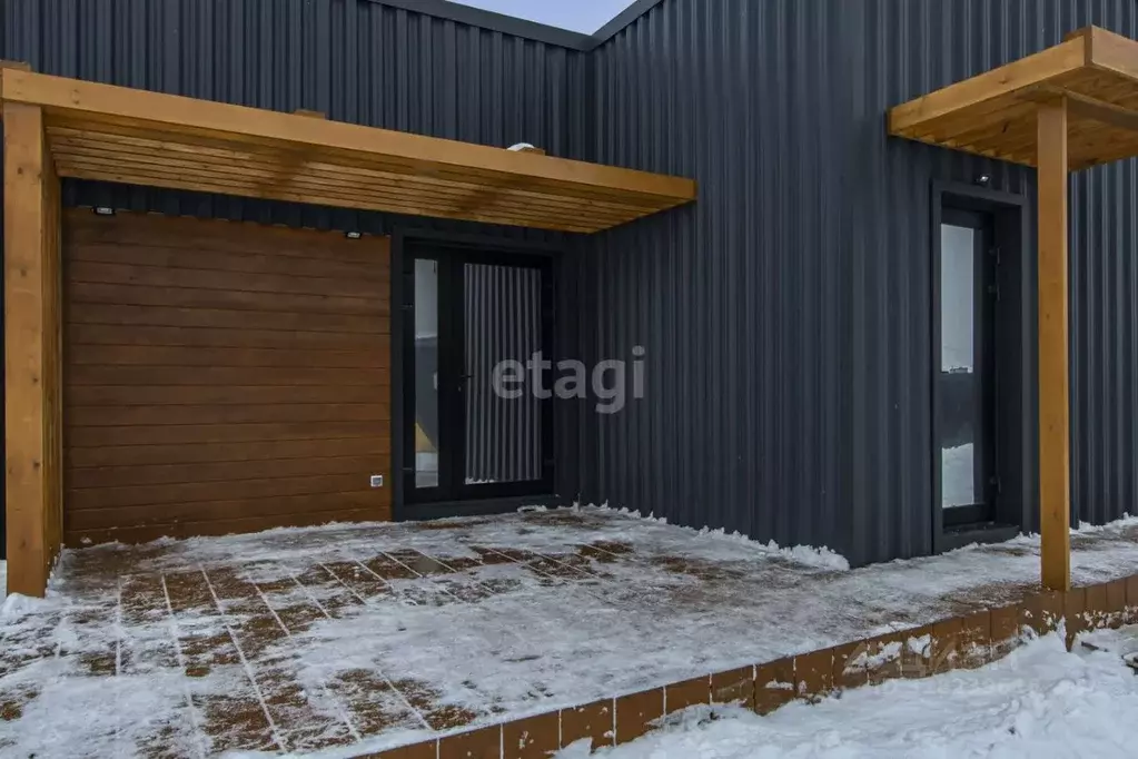 Дом в Тюменская область, Тюменский муниципальный округ, д. Есаулова ... - Фото 1