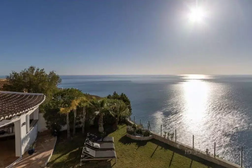 Коттедж в Краснодарский край, Сочи Курортный просп., 108/12 (250 м) - Фото 2