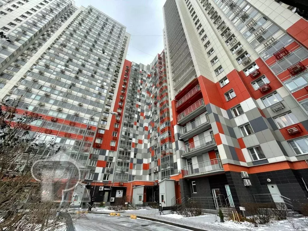 3-комнатная квартира: Москва, Пятницкое шоссе, 21 (77.6 м) - Фото 1