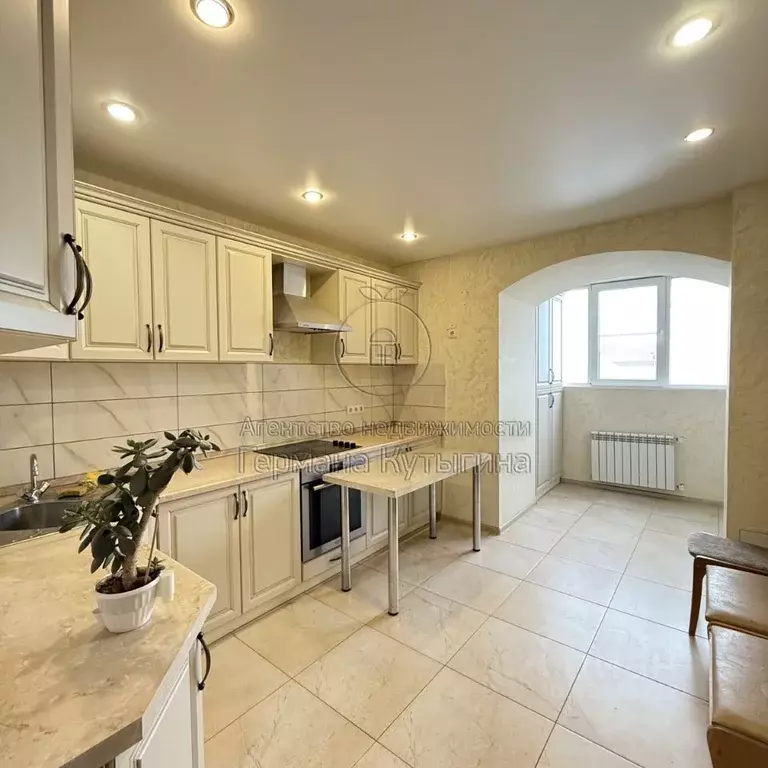 1-к кв. Волгоградская область, Волгоград пос. Ангарский, ул. Маршала ... - Фото 1